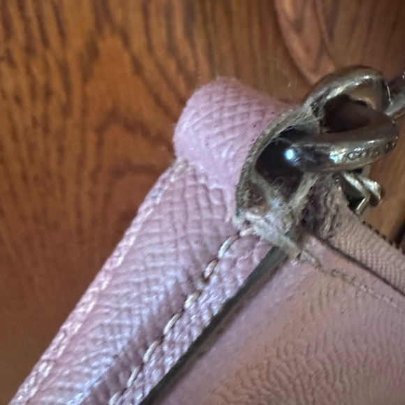 Coach messenger crossbody with hearts appliqué in Dusty Rose - Picture 5 of 16